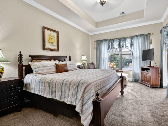 Продажа дома по адресу 16211 Rosecroft Terrace - фото 6448669