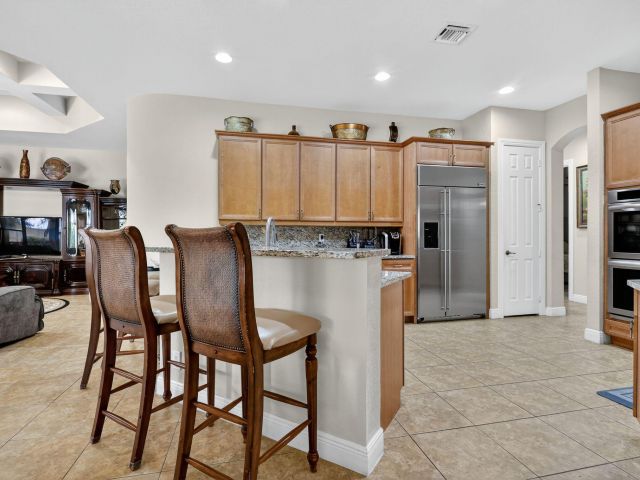 Продажа дома по адресу 16211 Rosecroft Terrace - фото 6448679