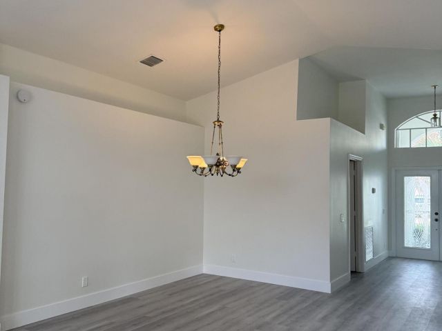 Продажа дома по адресу 18028 Samba Lane - фото 6688771