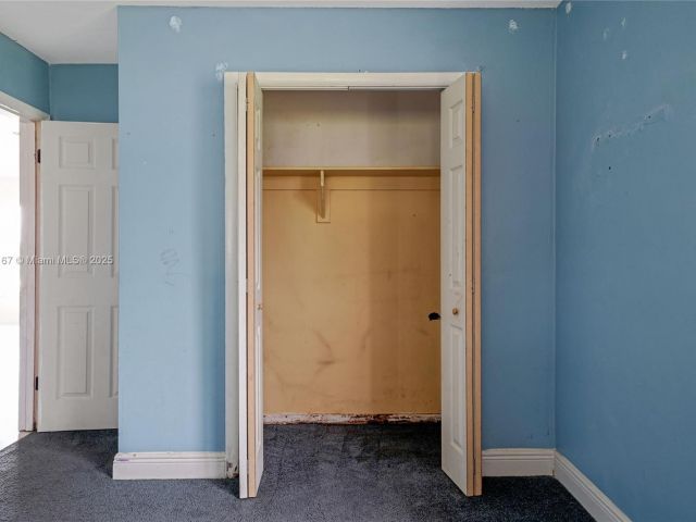 Продажа дома по адресу 20401 NW 22nd Ave - фото 7440492