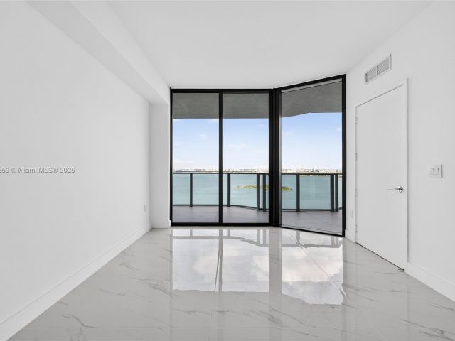 Продажа квартиры #2606 - фото 6454087