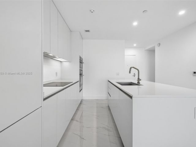 Продажа квартиры #2606 - фото 6454094