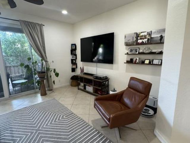 Дом в аренду по адресу 2622 Webb Ave Avenue - фото 6449981