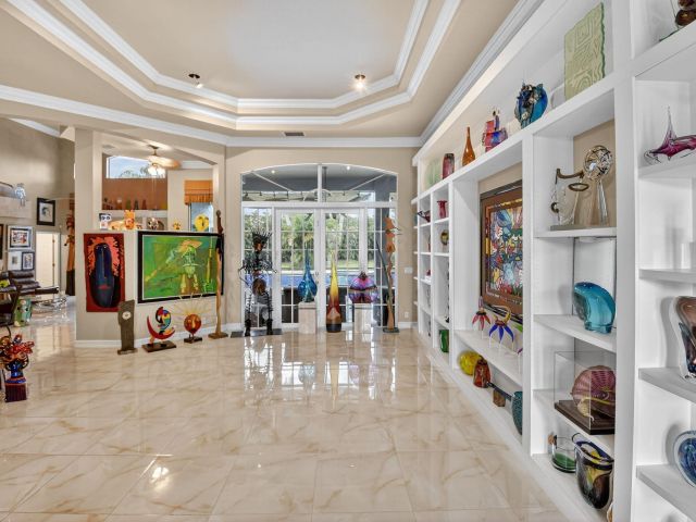 Продажа дома по адресу 15463 Tall Oak Avenue - фото 6505727