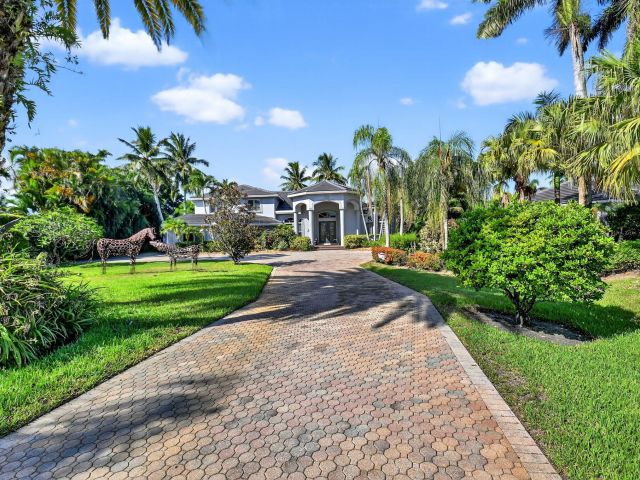 Продажа дома по адресу 15463 Tall Oak Avenue - фото 6505735