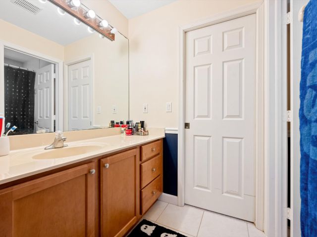 Продажа дома по адресу 3804 Victoria Road - фото 6534135