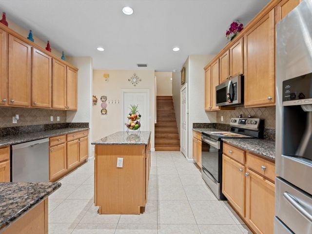 Продажа дома по адресу 3804 Victoria Road - фото 6534143