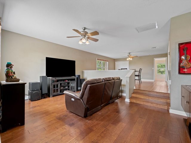 Продажа дома по адресу 3804 Victoria Road - фото 6534146