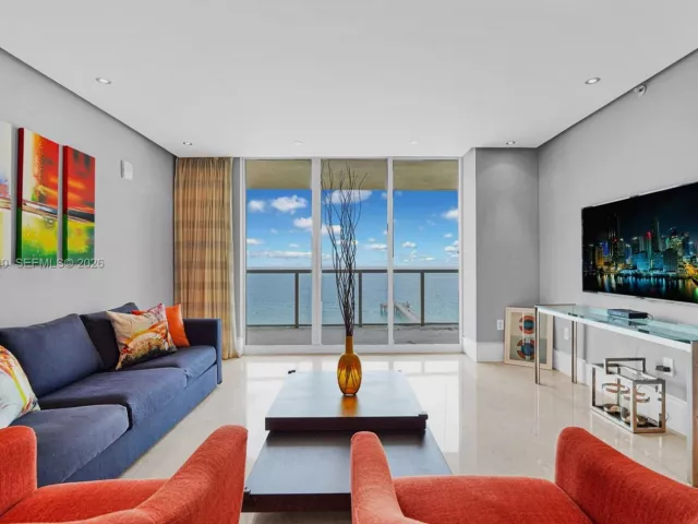 Продажа квартиры #1103 - фото 6456225