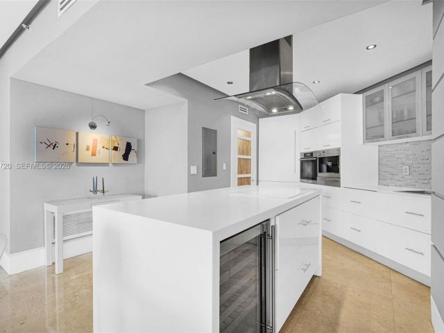 Продажа квартиры #1103 - фото 6456217