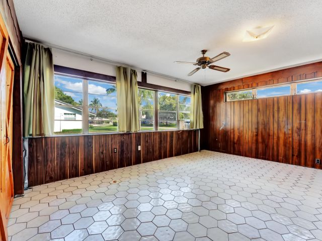 Продажа дома по адресу 625 Linnet Circle - фото 6533028