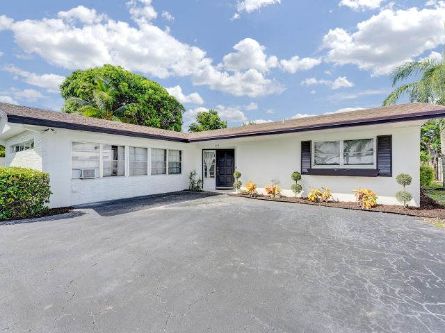 Продажа дома по адресу 625 Linnet Circle - фото 6533035