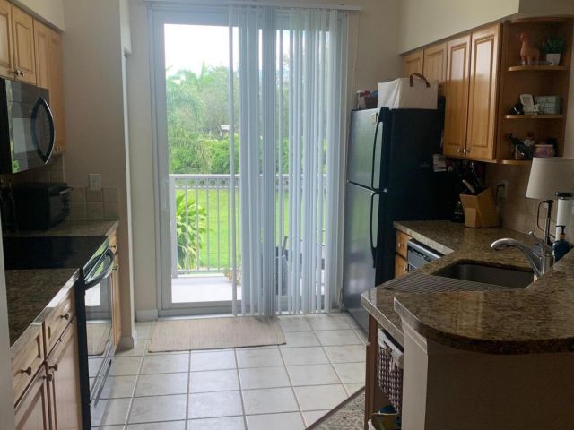 Дом в аренду по адресу 2058 Alta Meadows Lane 2509 - фото 6595213