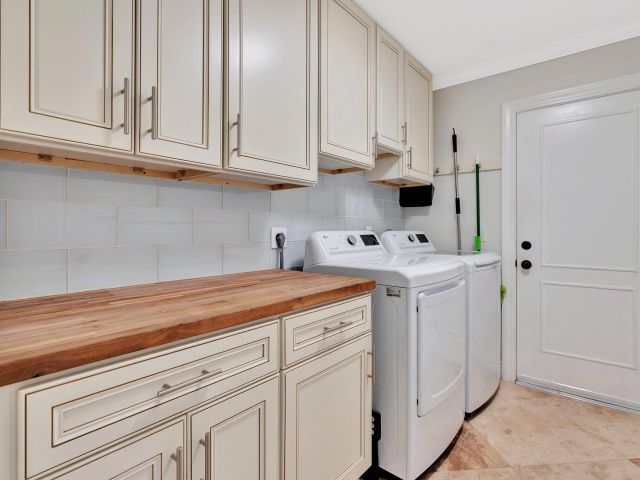 Продажа дома по адресу 13708 Whispering Lakes Lane - фото 6544687