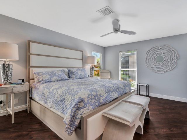 Продажа дома по адресу 13708 Whispering Lakes Lane - фото 6544695