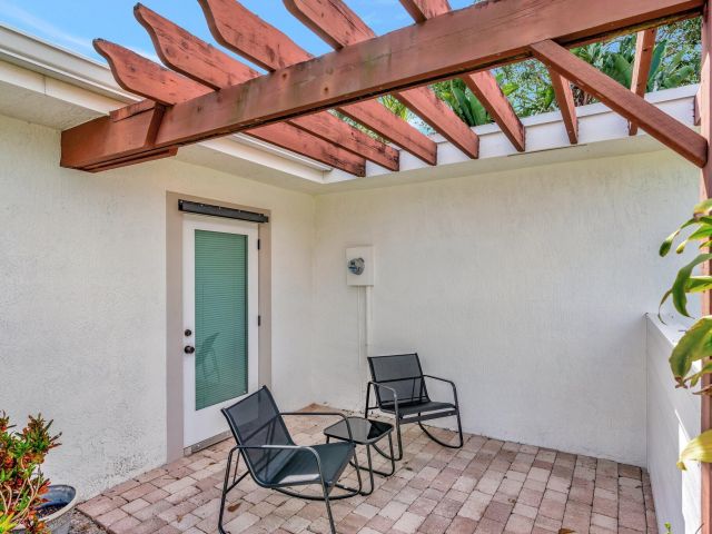 Продажа дома по адресу 13708 Whispering Lakes Lane - фото 6544696