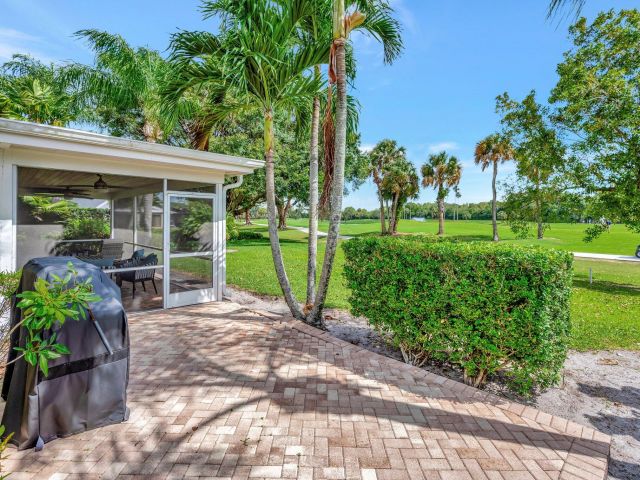 Продажа дома по адресу 13708 Whispering Lakes Lane - фото 6544700