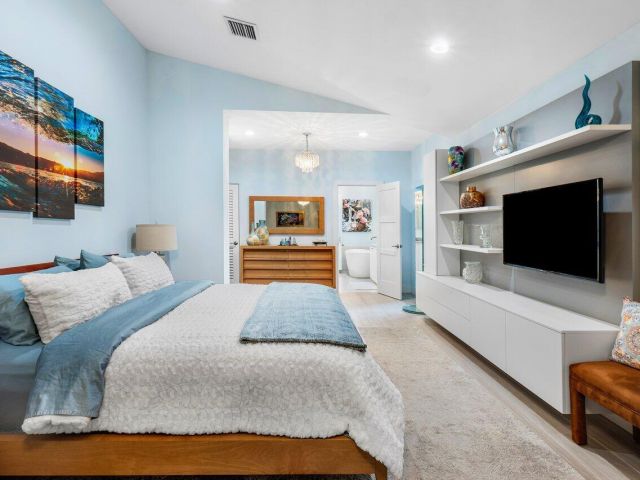 Продажа дома по адресу 3010 Salerno Way - фото 6533047