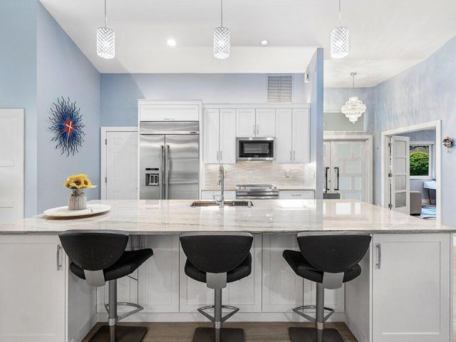 Продажа дома по адресу 3010 Salerno Way - фото 6533052