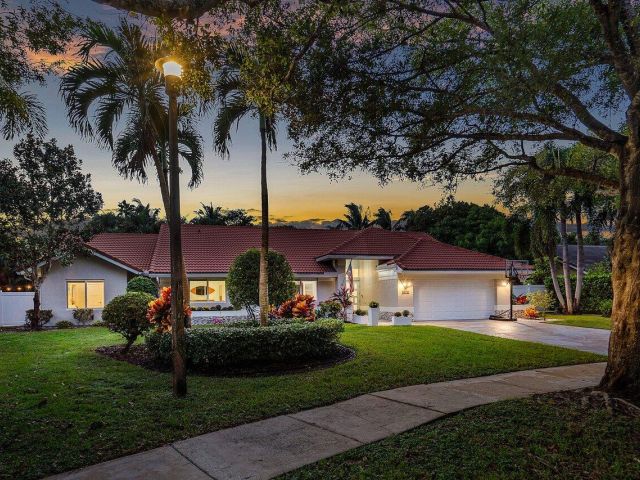 Продажа дома по адресу 3010 Salerno Way - фото 6533057