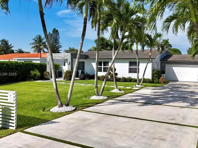 Дом в аренду по адресу 14441 S Biscayne River Rd - фото 6466345