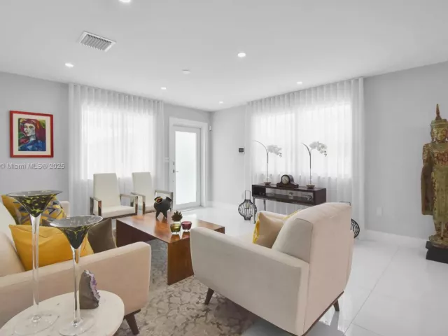 Дом в аренду по адресу 14441 S Biscayne River Rd - фото 6466346