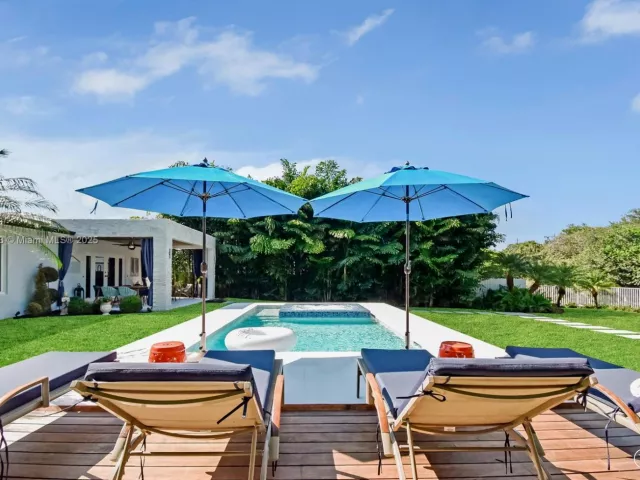 Дом в аренду по адресу 14441 S Biscayne River Rd - фото 6466352