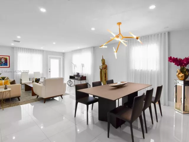 Дом в аренду по адресу 14441 S Biscayne River Rd - фото 6466340