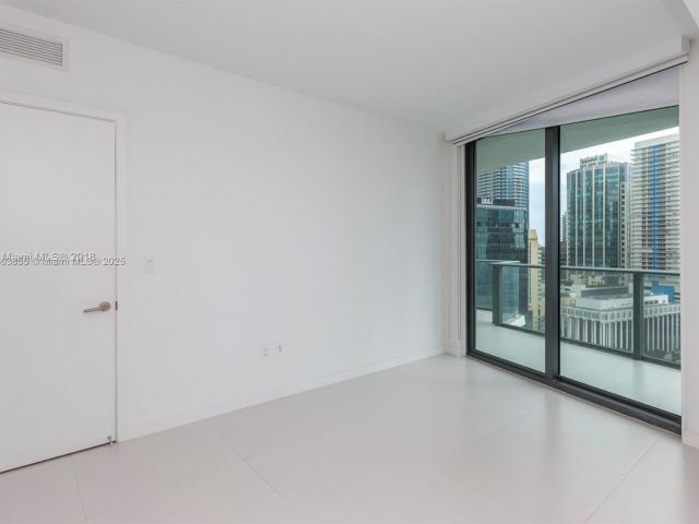 Продажа квартиры #1602 - фото 6460444