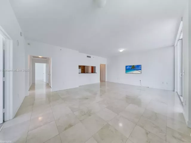 Квартира в аренду номер3421 - фото 6475182