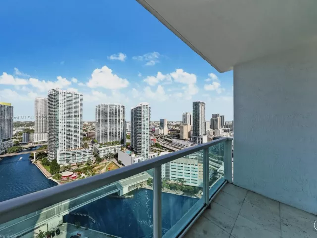 Квартира в аренду номер3421 - фото 6475185