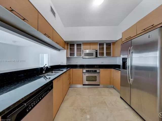 Квартира в аренду номер3421 - фото 6475179