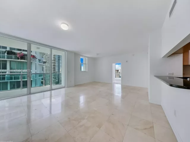 Квартира в аренду номер3421 - фото 6475181