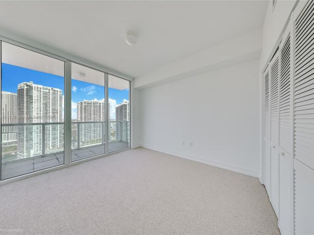 Квартира в аренду номер3421 - фото 6475177