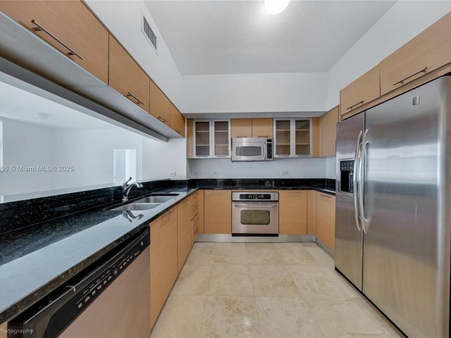 Квартира в аренду номер3421 - фото 6475179