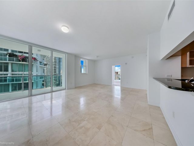 Квартира в аренду номер3421 - фото 6475181