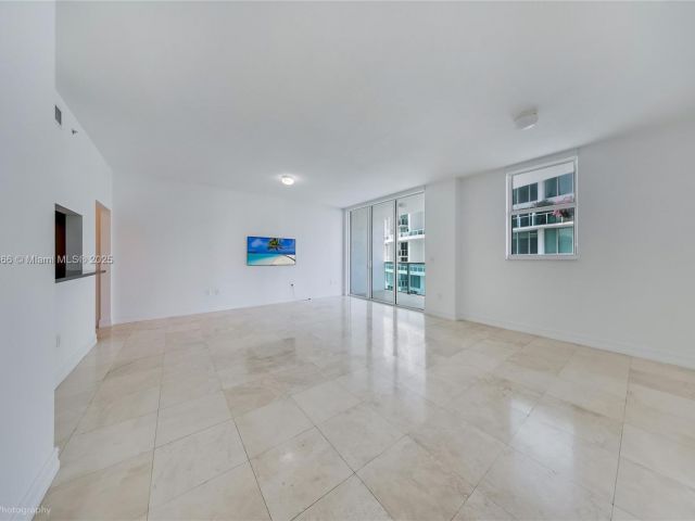 Квартира в аренду номер3421 - фото 6475183