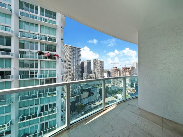 Квартира в аренду номер3421 - фото 6475184