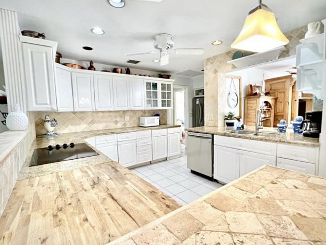 Дом в аренду по адресу 1014 Lewis Cove - фото 6505771