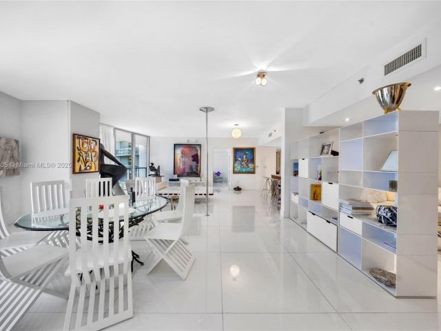 Продажа квартиры #712-714 - фото 6460356