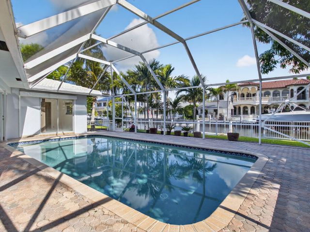 Дом в аренду по адресу 937 Banyan Drive - фото 6505552