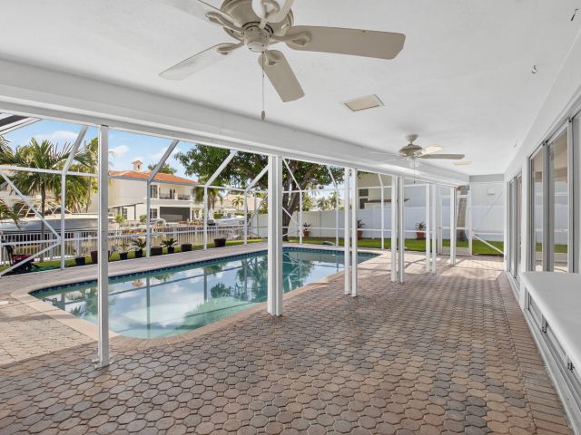 Дом в аренду по адресу 937 Banyan Drive - фото 6505553