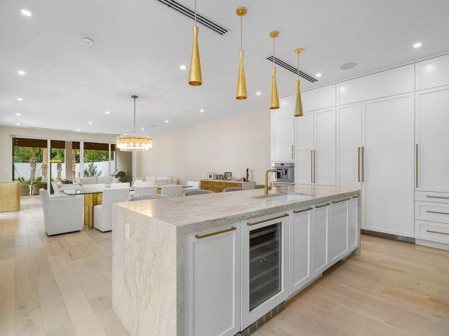 Дом в аренду по адресу 909 Bond Way - фото 6505684