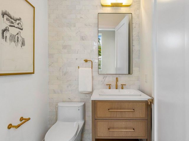 Дом в аренду по адресу 909 Bond Way - фото 6505685