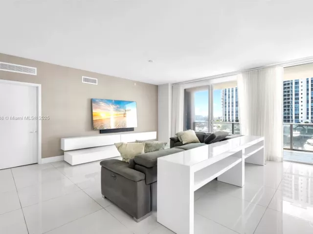 Продажа квартиры #401 - фото 6625100