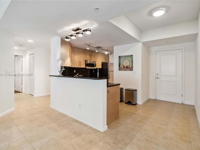 Продажа квартиры #1214 - фото 6470672