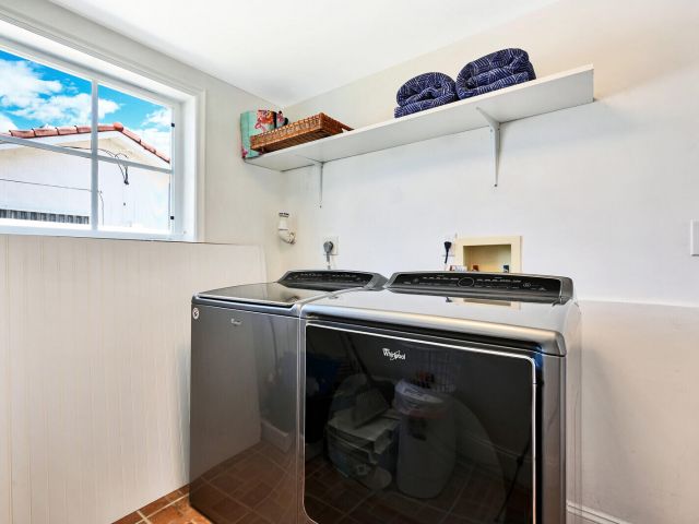 Дом в аренду по адресу 904 SE 12th Street - фото 6464111