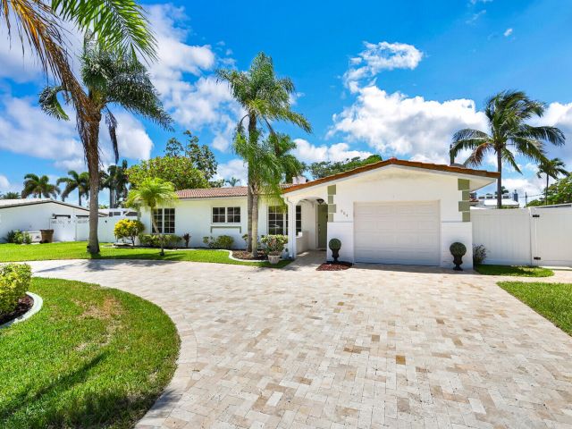 Дом в аренду по адресу 904 SE 12th Street - фото 6464124