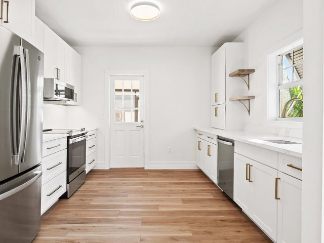 Дом в аренду по адресу 436 51st Street - фото 6533924