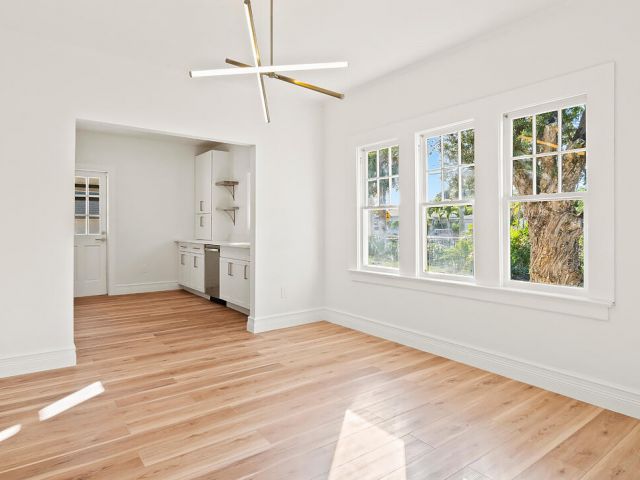 Дом в аренду по адресу 436 51st Street - фото 6533928